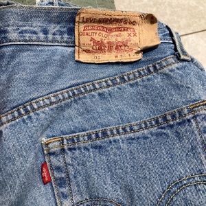 Levis jeans